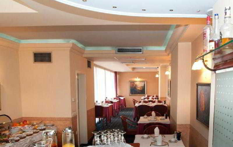 Hotel Glam Skopje Buitenkant foto