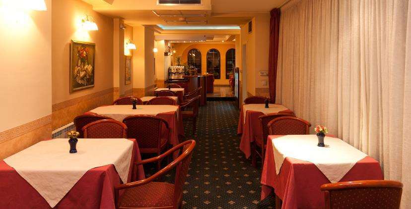 Hotel Glam Skopje Restaurant foto